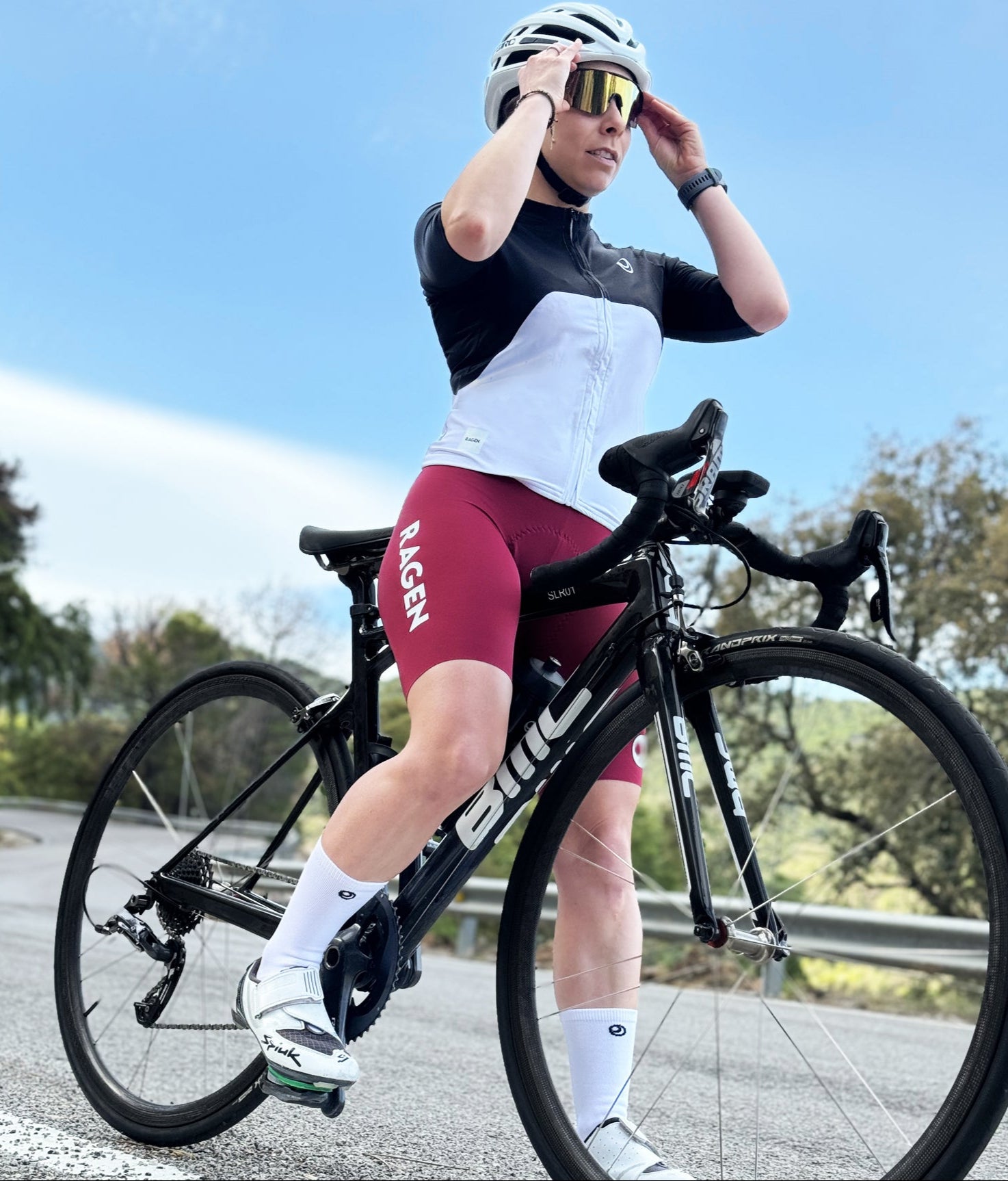 Performance cycling apparel online